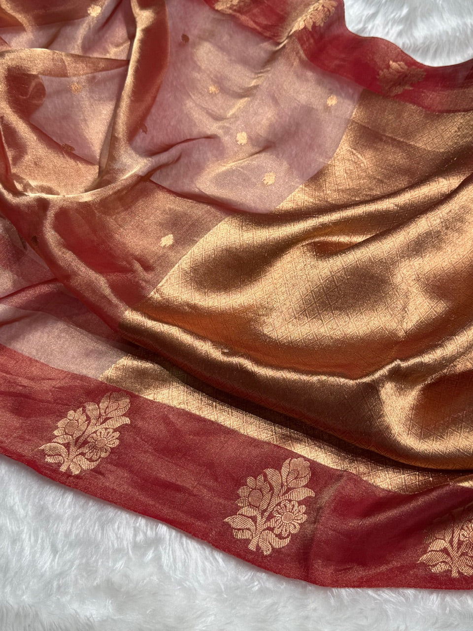 Maroon Floral Shades Pure Tissue Handloom Silk Saree PT-26