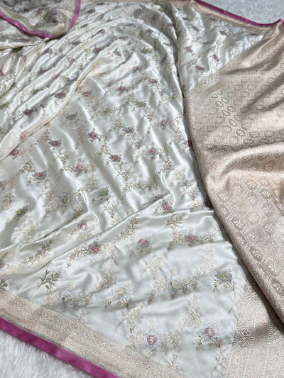 White Minakari Jaal With Pink Edge Mashru Silk Saree MCS08