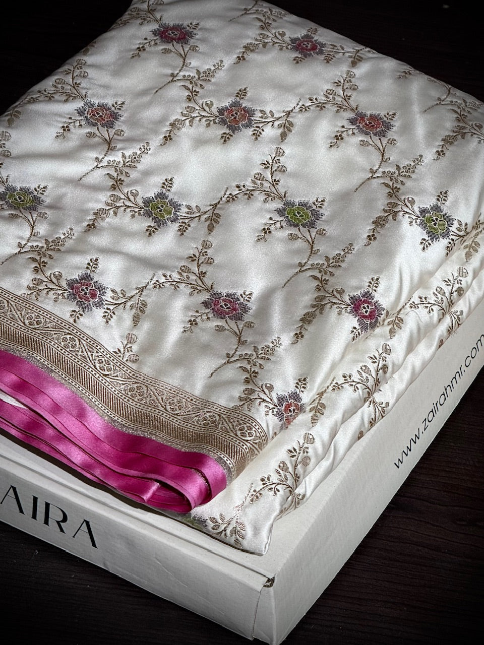 White Minakari Jaal With Pink Edge Mashru Silk Saree