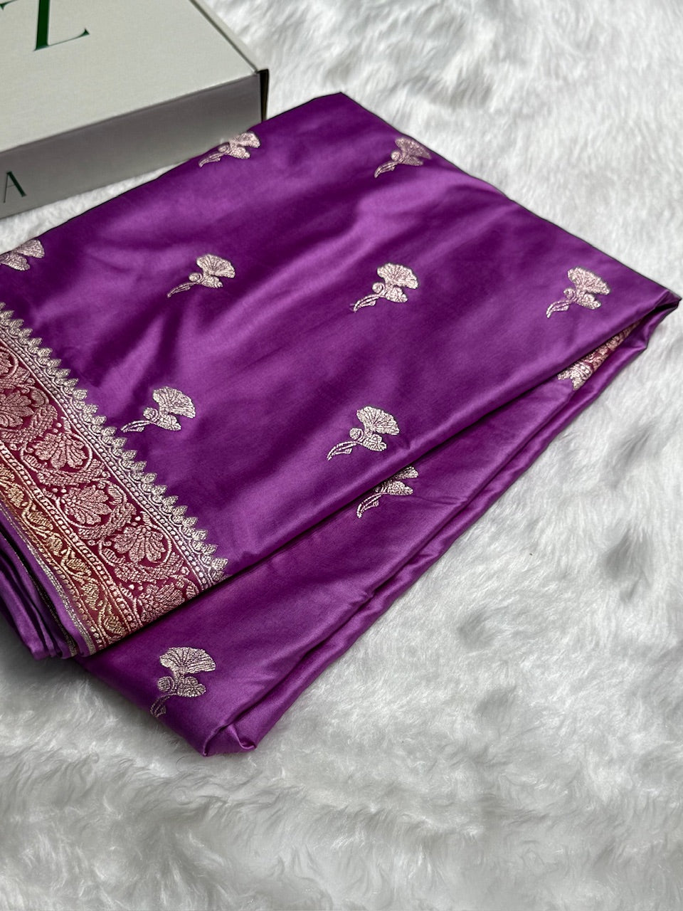 Lavender Shades Minakari Boota Mashru Silk Saree