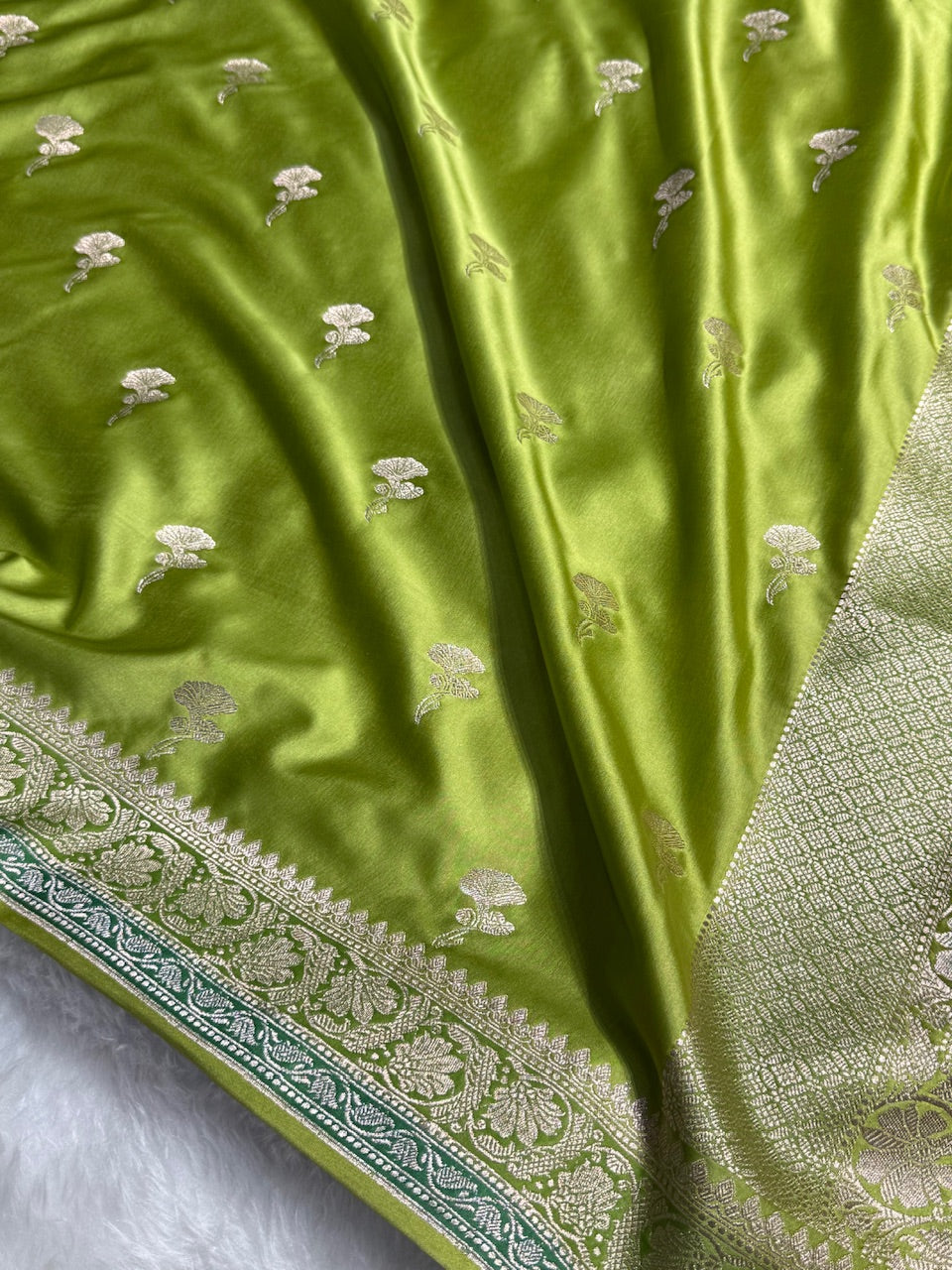 Mehandi Shades Minakari Boota Mashru Silk Saree