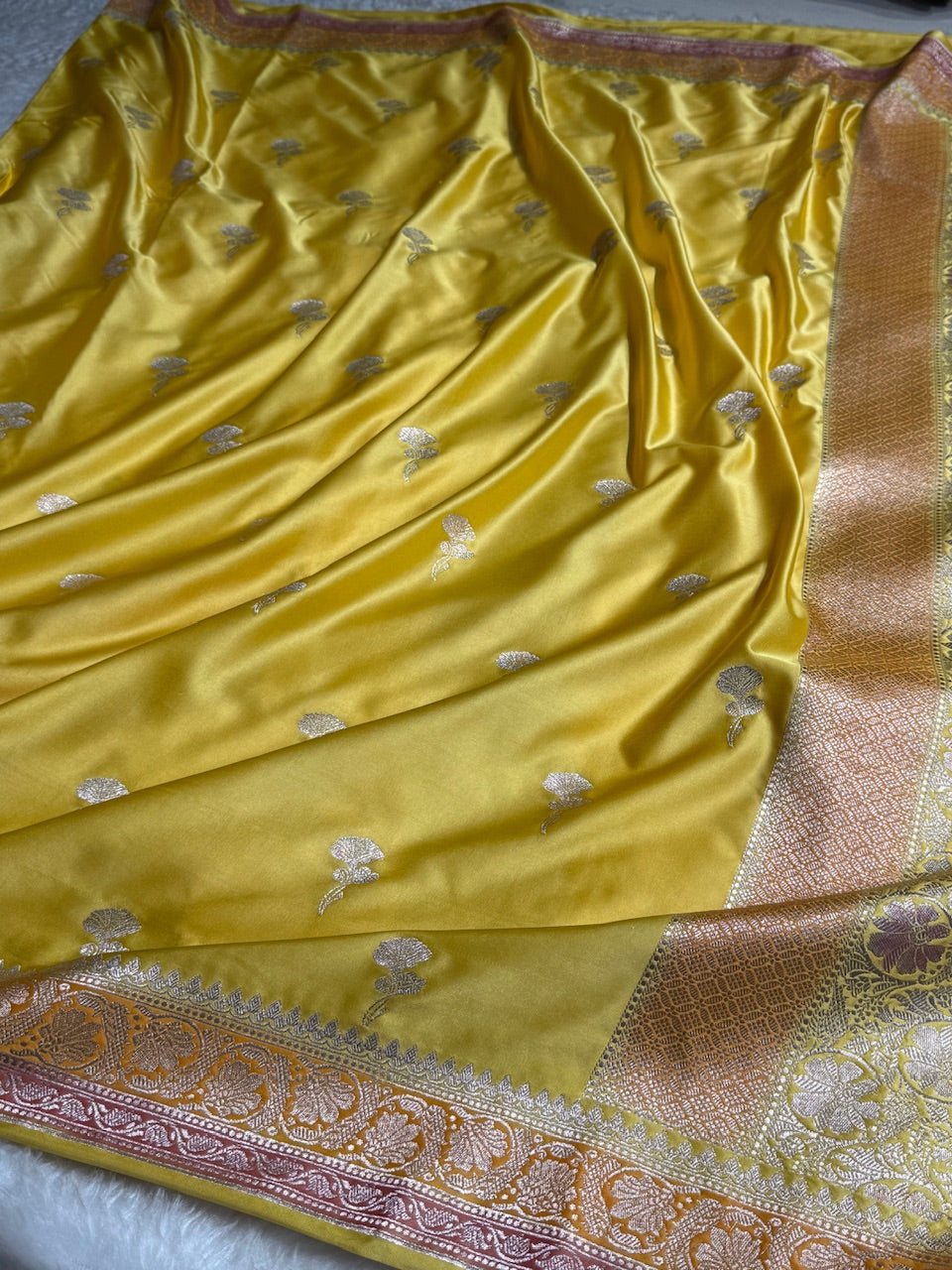 Yellow Shades Minakari Boota Mashru Silk Saree