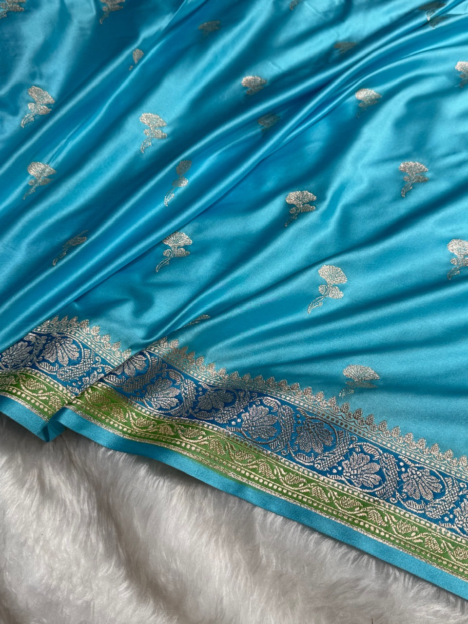Firozy Shades Minakari Boota Mashru Silk Saree