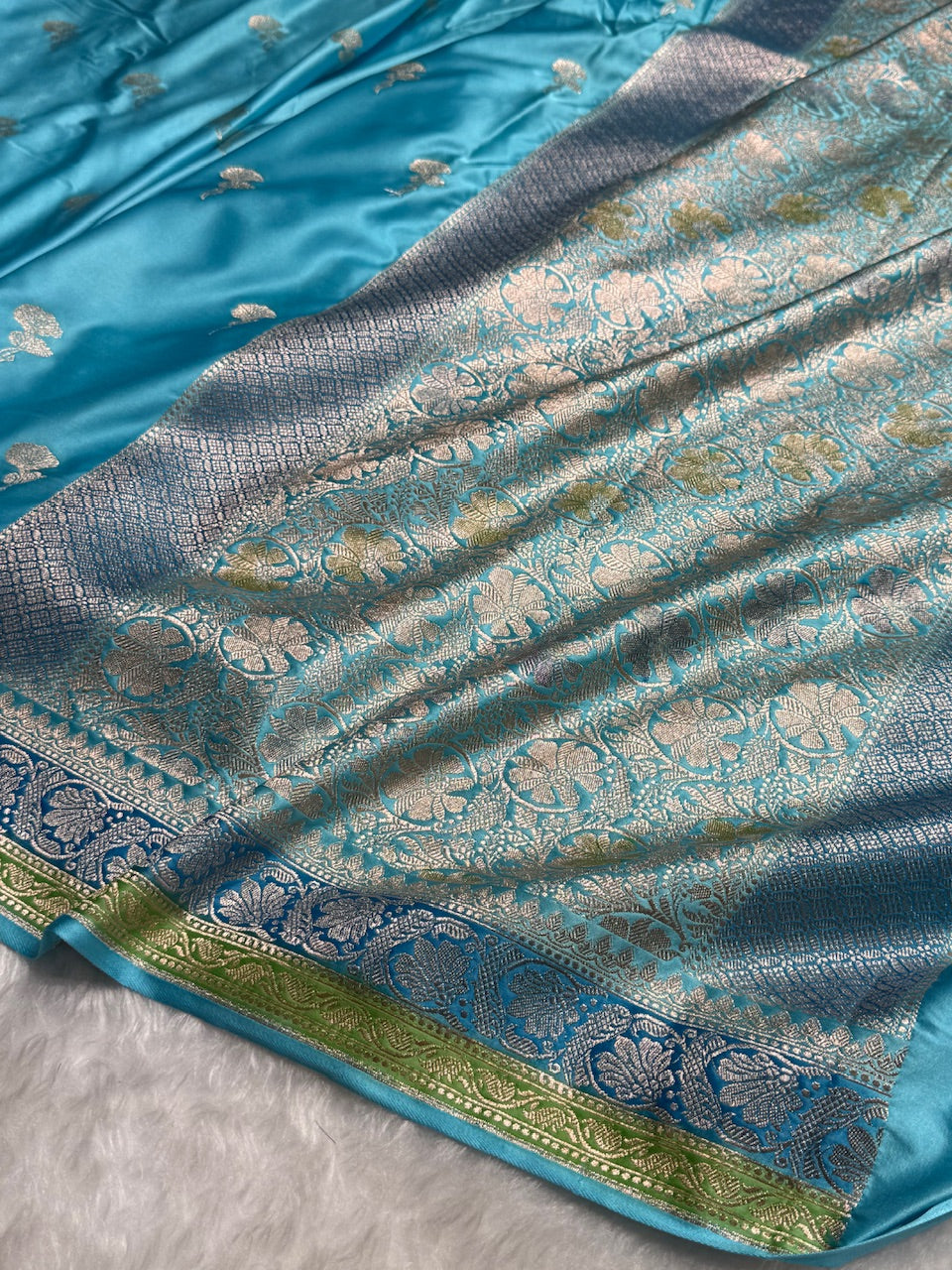 Firozy Shades Minakari Boota Mashru Silk Saree