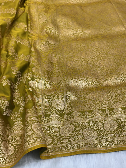 Mehandi Floral Jaal Pattern Satin Katan Silk Saree SK43