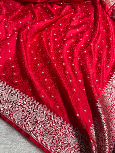 Red Shades Booti Tanchoi Mashru Silk Saree MCS49