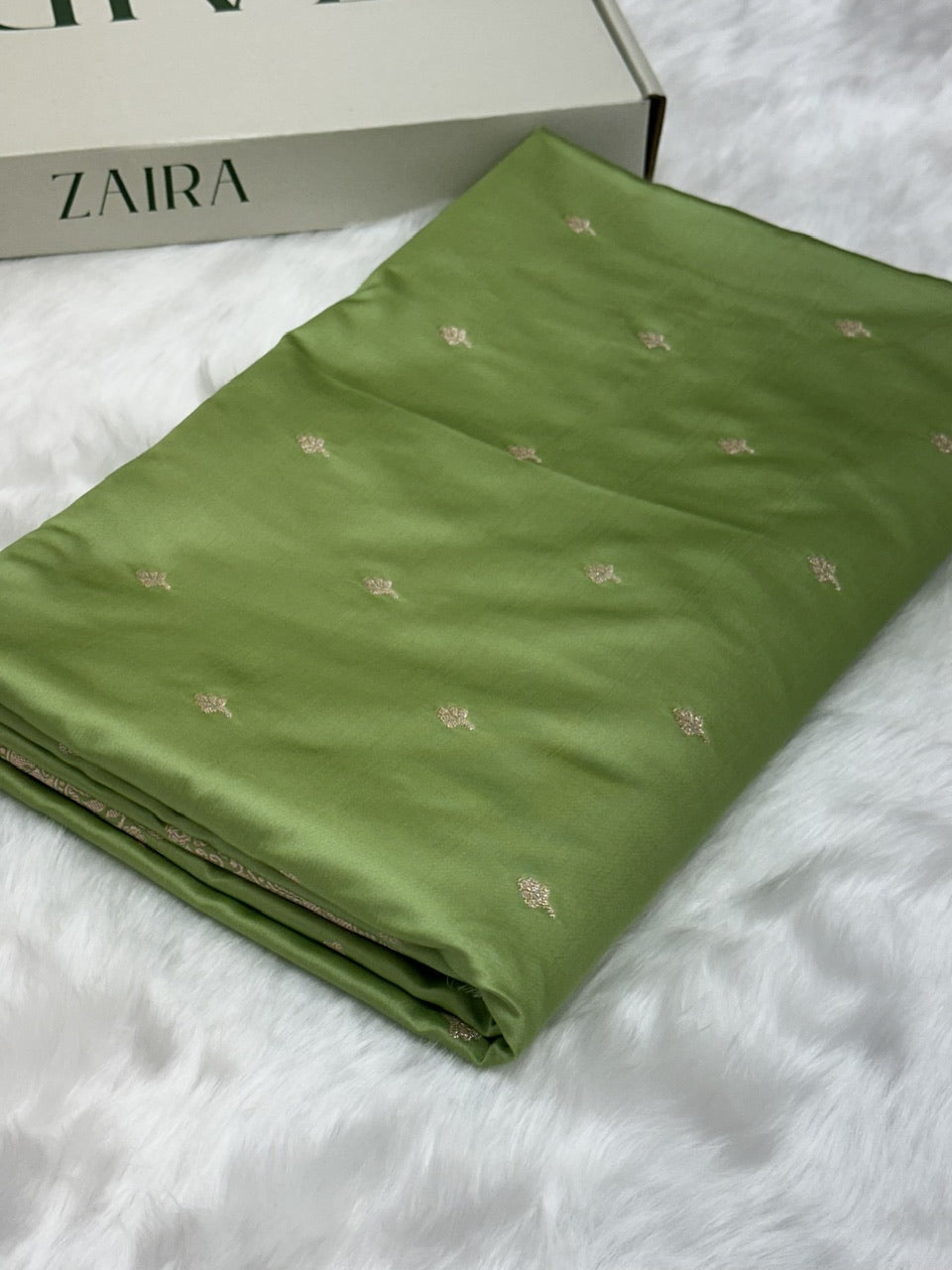 Parrot Green Shades Motif Booti Mashru Silk Saree