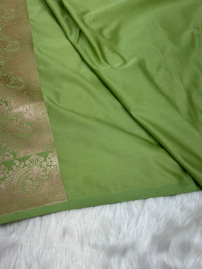 Parrot Green Shades Motif Booti Mashru Silk Saree