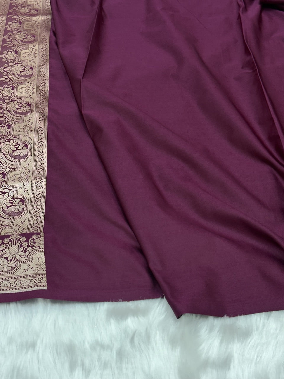 Dark Wine Shades Motif Booti Mashru Silk Saree