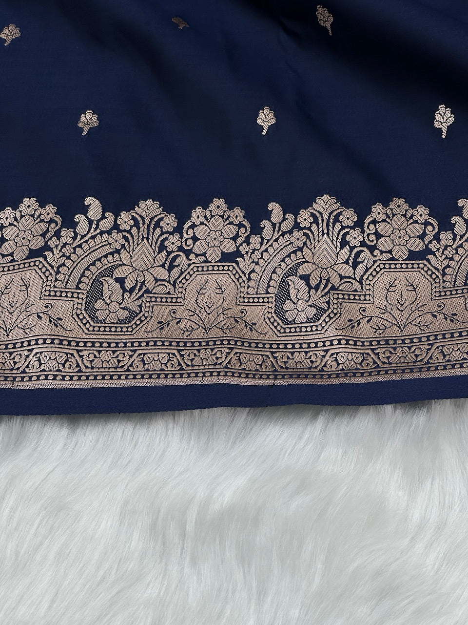 Navy Blue Shades Motif Booti Mashru Silk Saree