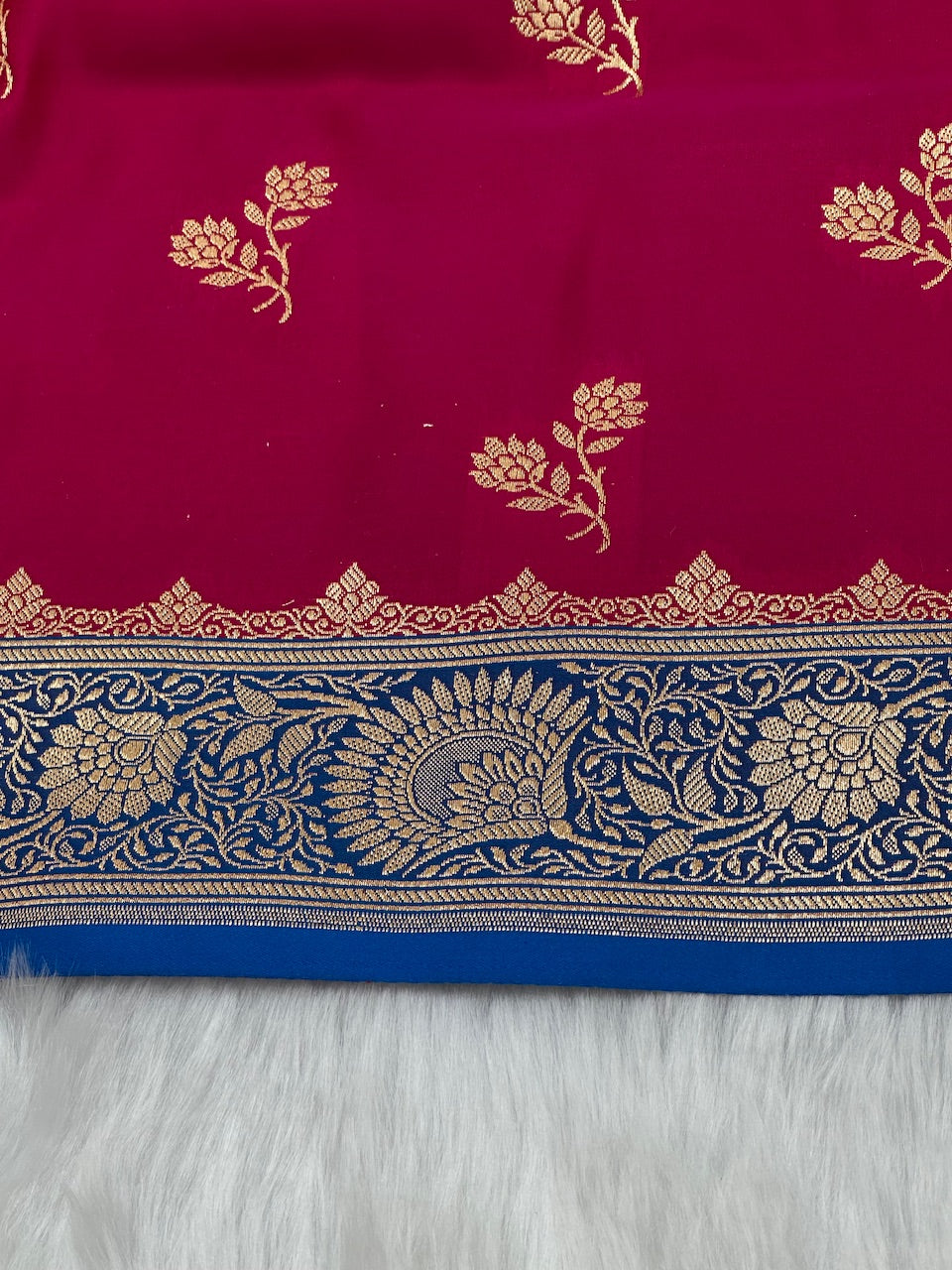 Rani Floral Booti Pattern Satin Katan Silk Saree SK57