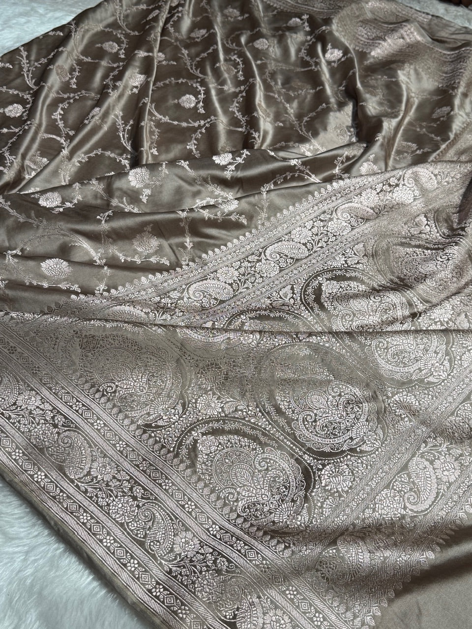 Banarasi Grey Shades Jaal Mashru Silk Saree