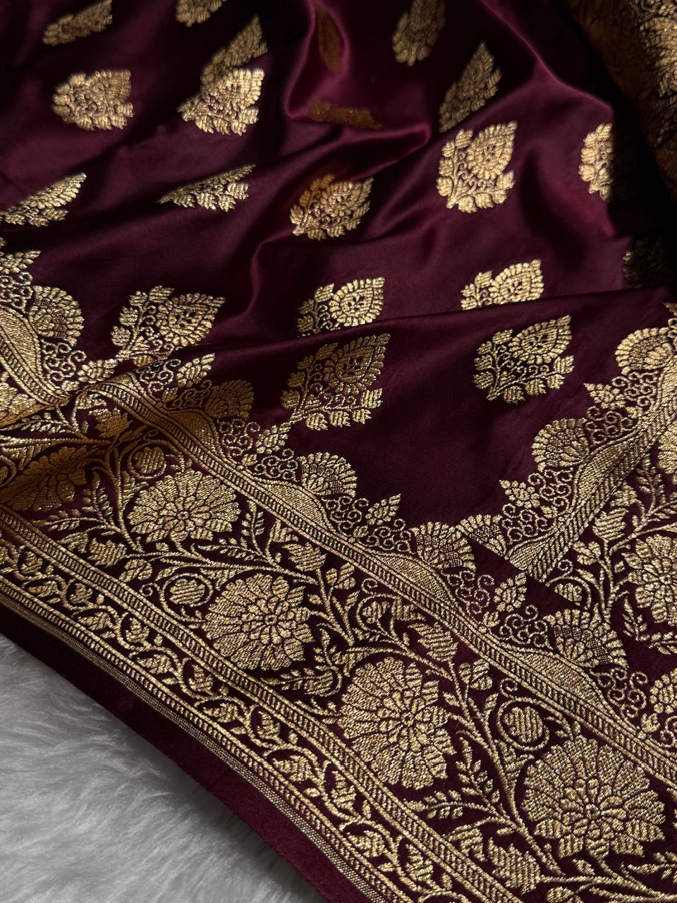 Garnet Floral Boota Pattern Satin Katan Silk saree SK45