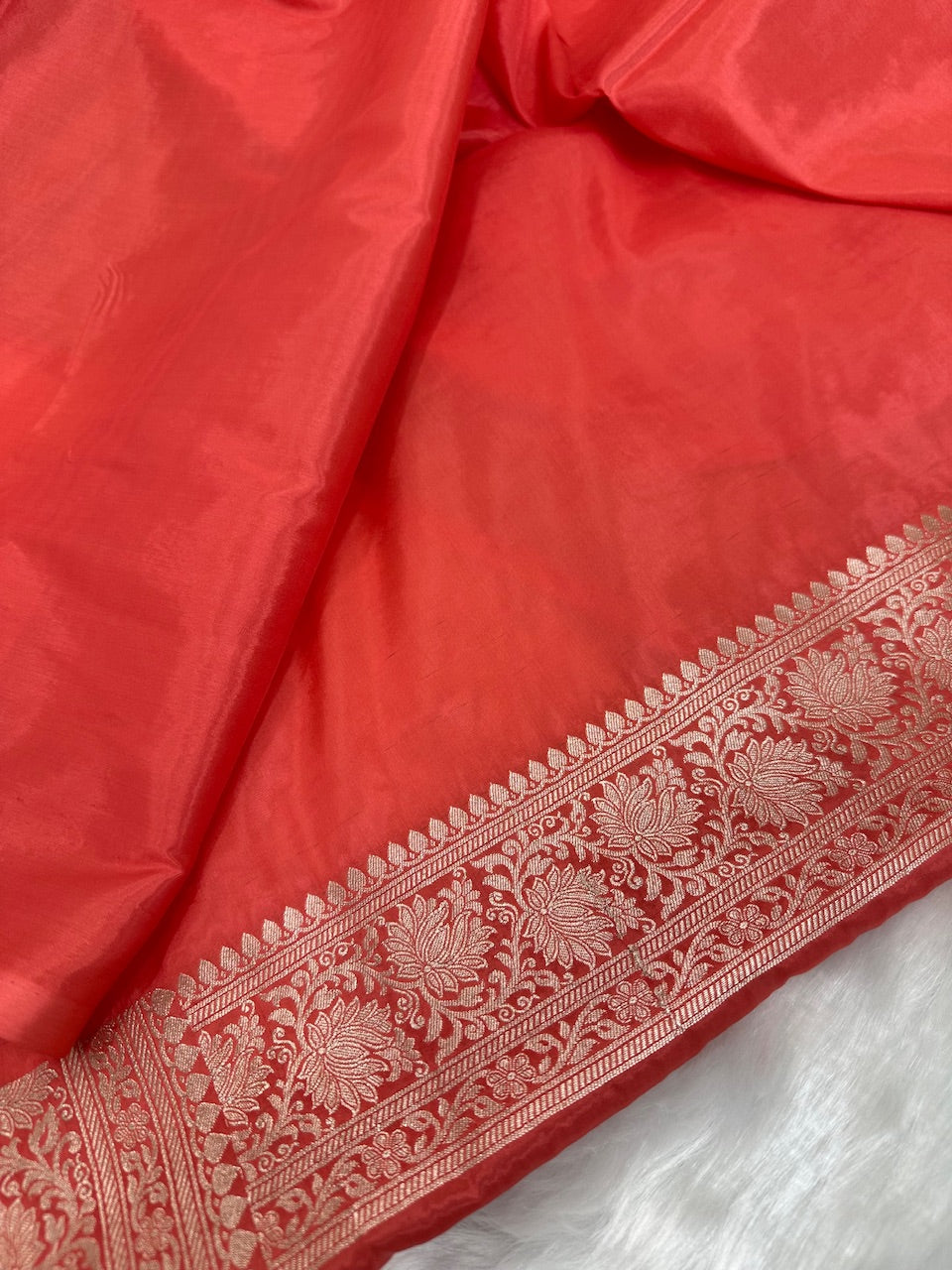 Dull Red Crepe Silky Katan Banarasi Saree CSK-02