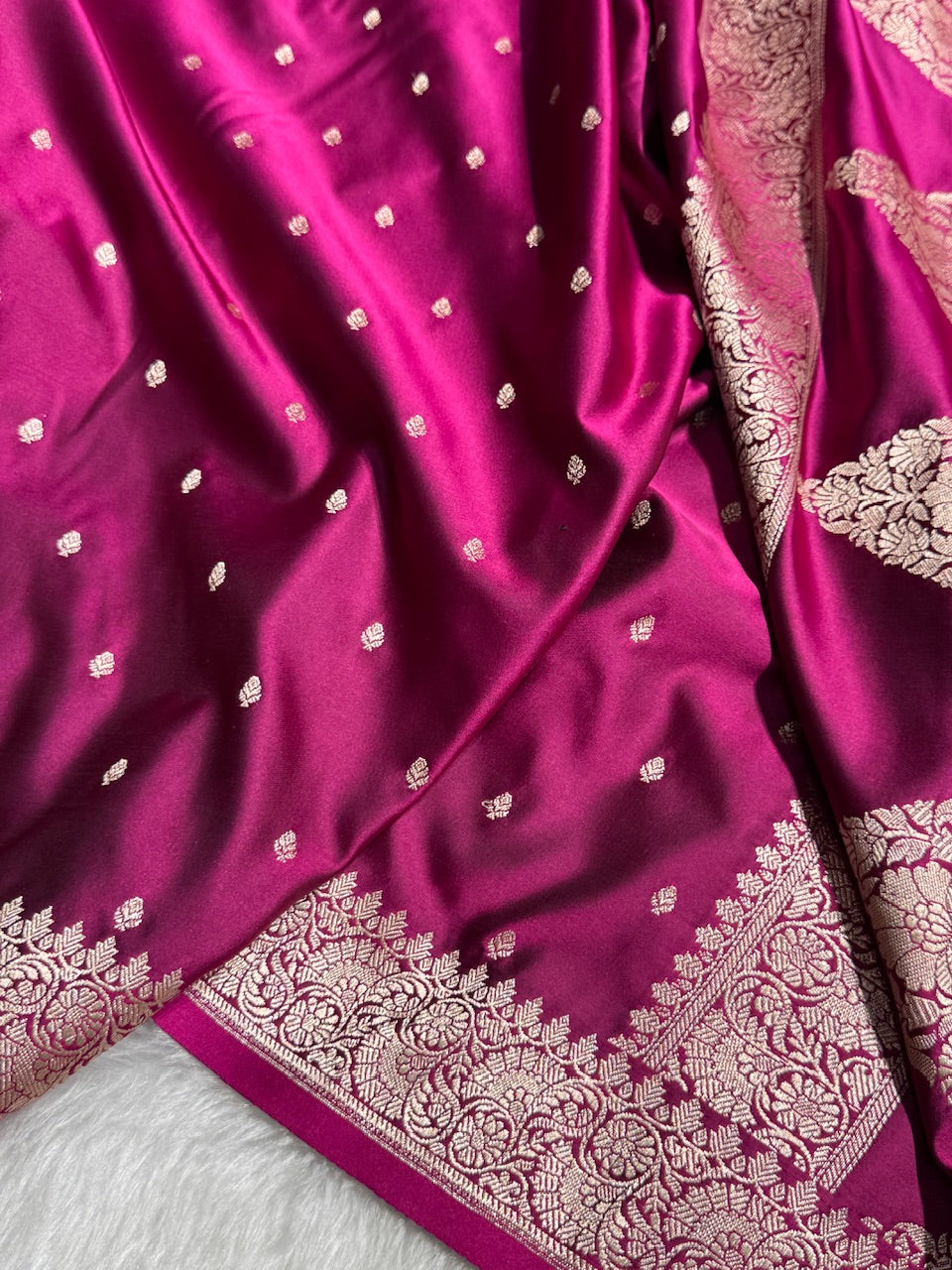 Wine Shades Motif Booti Mashru Silk Saree