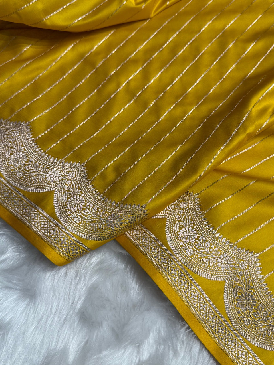 Mustard Scallop Boota Motif Mashru Silk Saree
