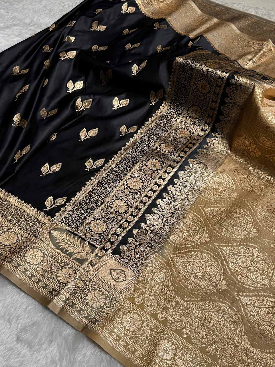 Black with Tusser Contrast Floral boota Katan Silk Saree SK16
