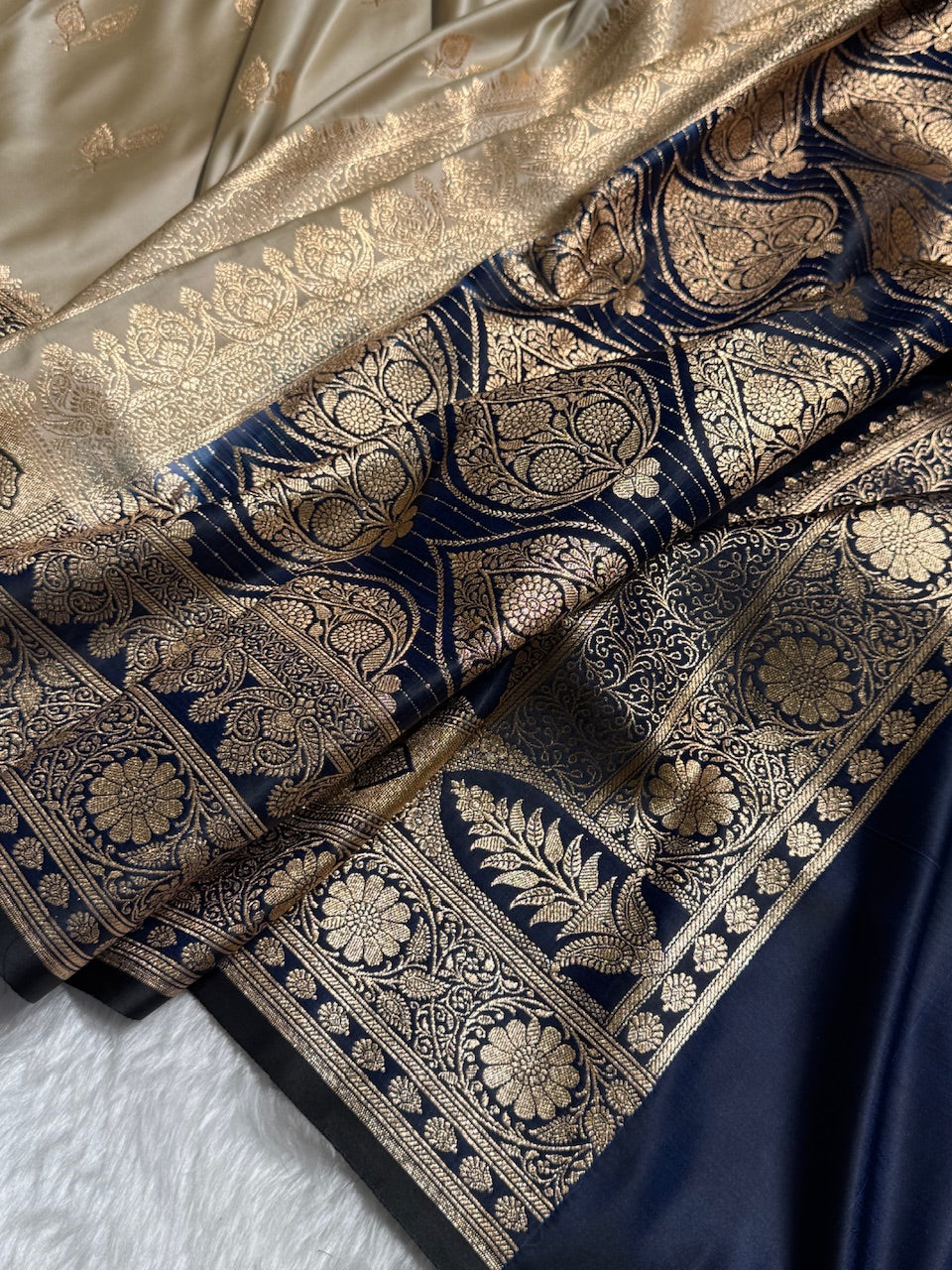 Tusser with Navy Blue Contrast Floral boota Katan Silk Saree SK16