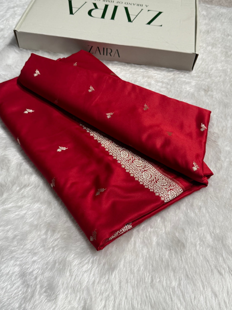 Red Floral Booti Mashru Silk Saree