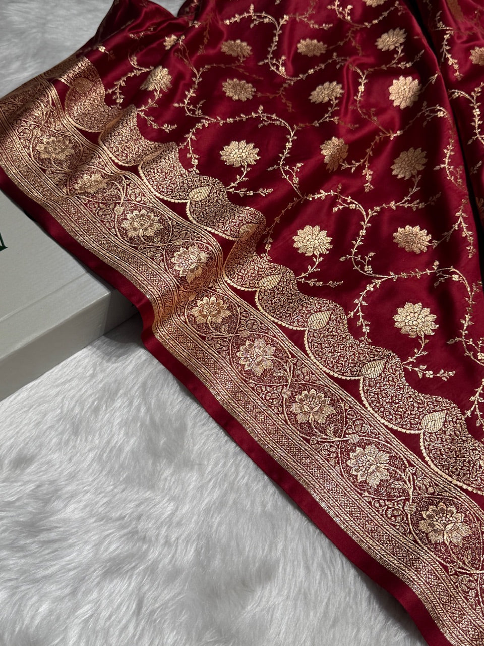 Maroon Floral Jaal Pattern Satin Katan Silk Saree SK47