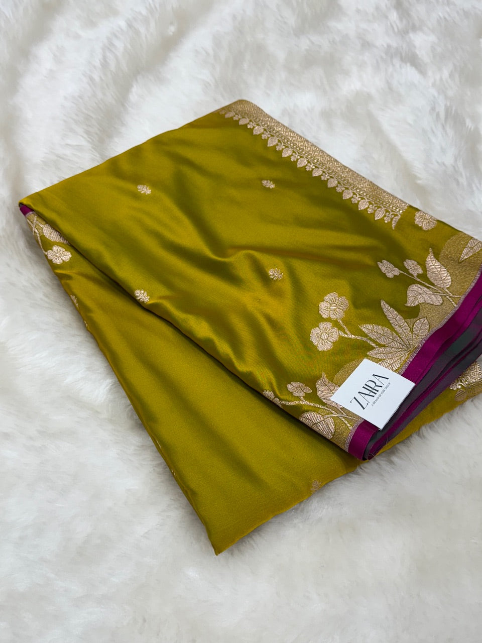 Liril Green Floral Booti Mashru Silk Saree