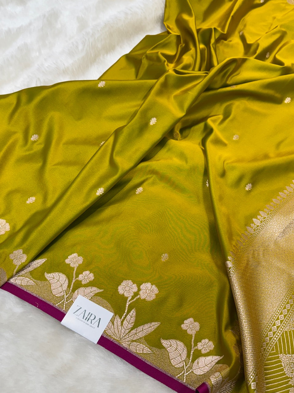Liril Green Floral Booti Mashru Silk Saree