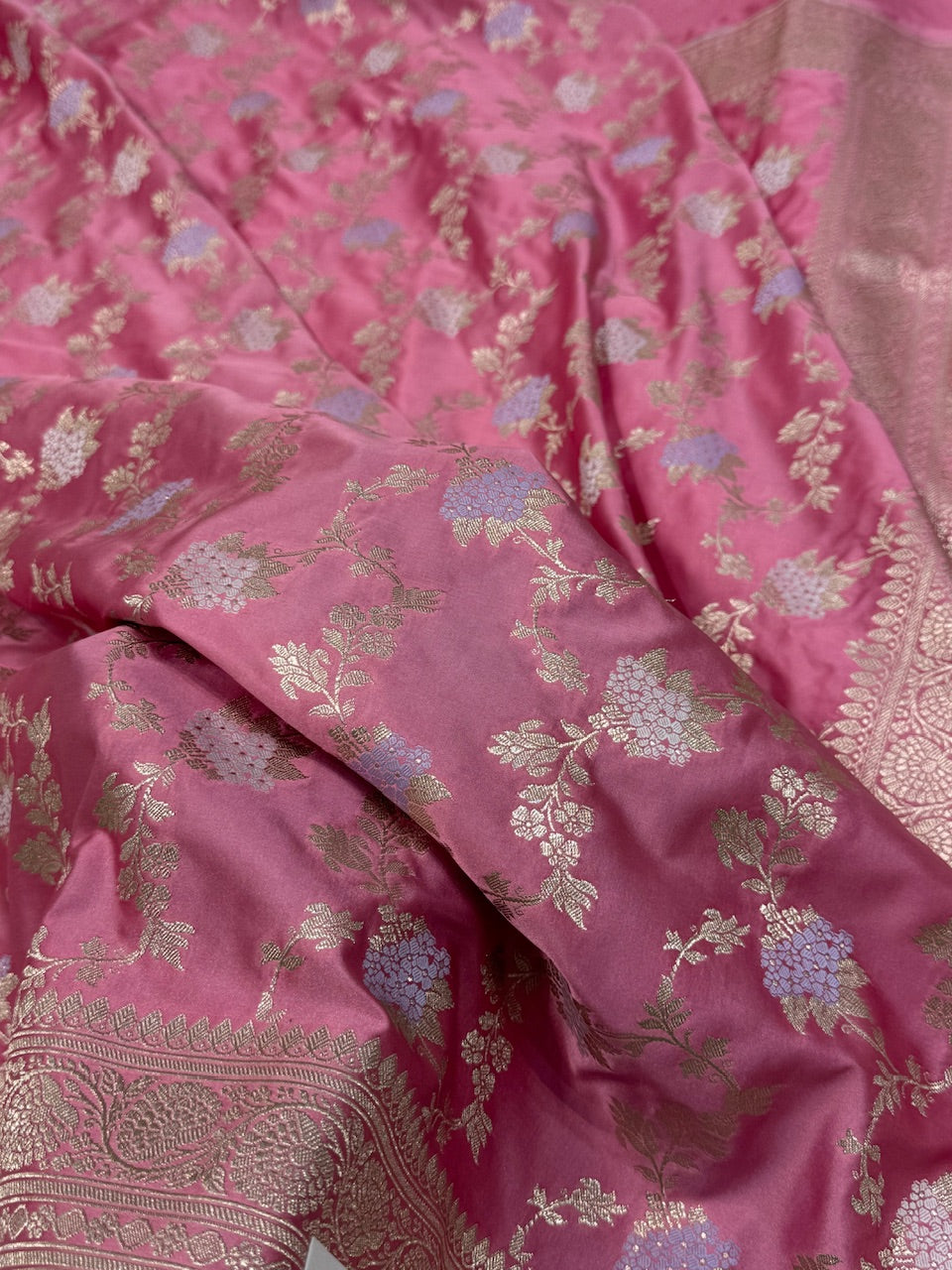 Baby Pink Shades Jaal Pattern Mashru Silk Saree