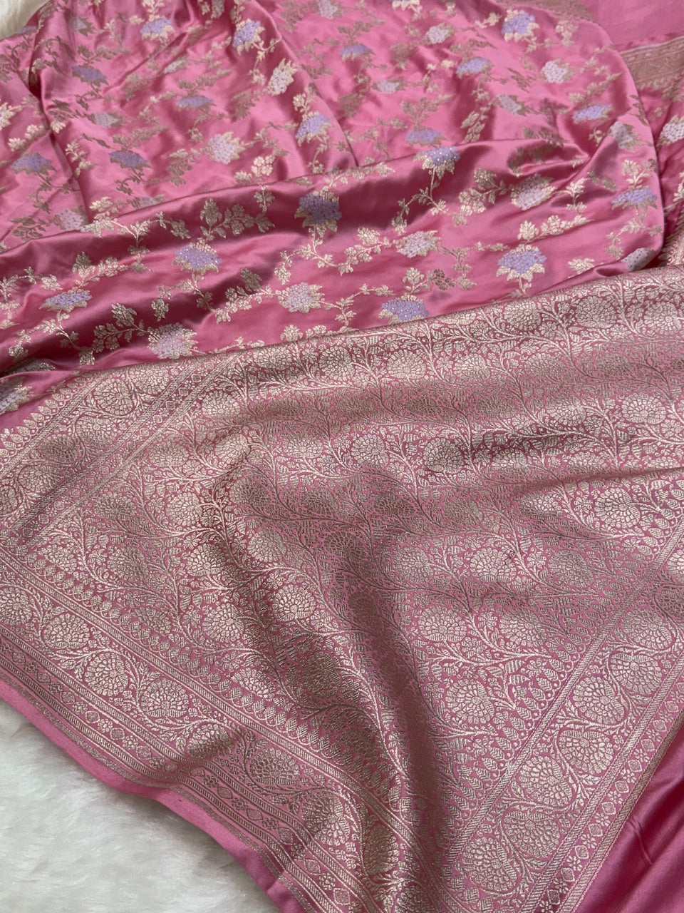 Baby Pink Shades Jaal Pattern Mashru Silk Saree