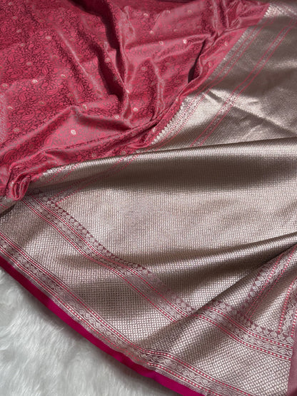 Strawberry Shades Tanchoi Motif Mashru Silk Saree