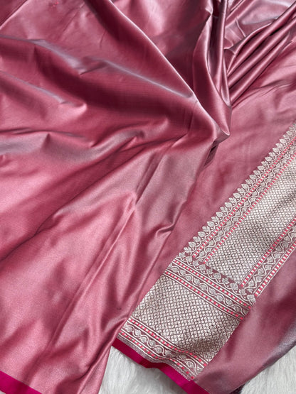 Strawberry Shades Tanchoi Motif Mashru Silk Saree