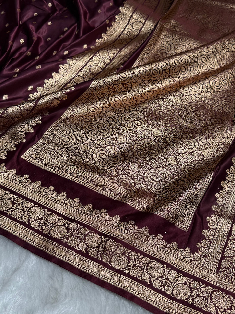 Garnet Booti Pattern Satin Katan Silk Saree SK51