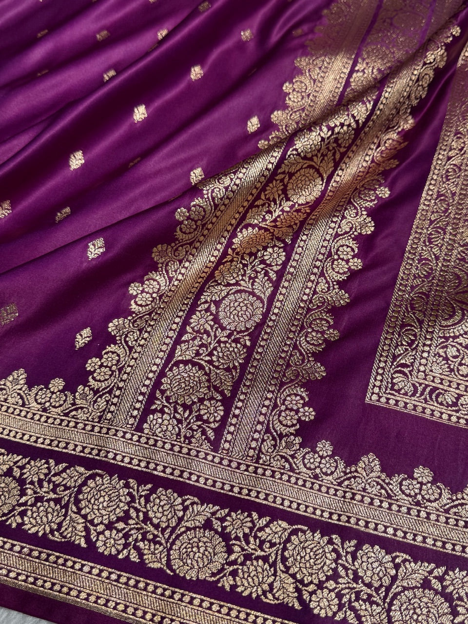 Wine Booti Pattern Satin Katan Silk Saree SK51