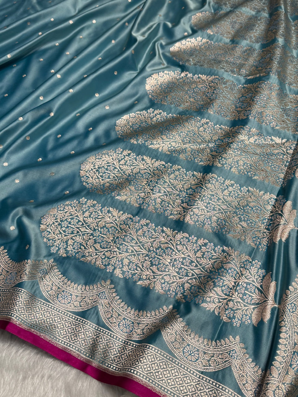 Sky Blue Shades Scallop Motif Booti Mashru Silk Saree