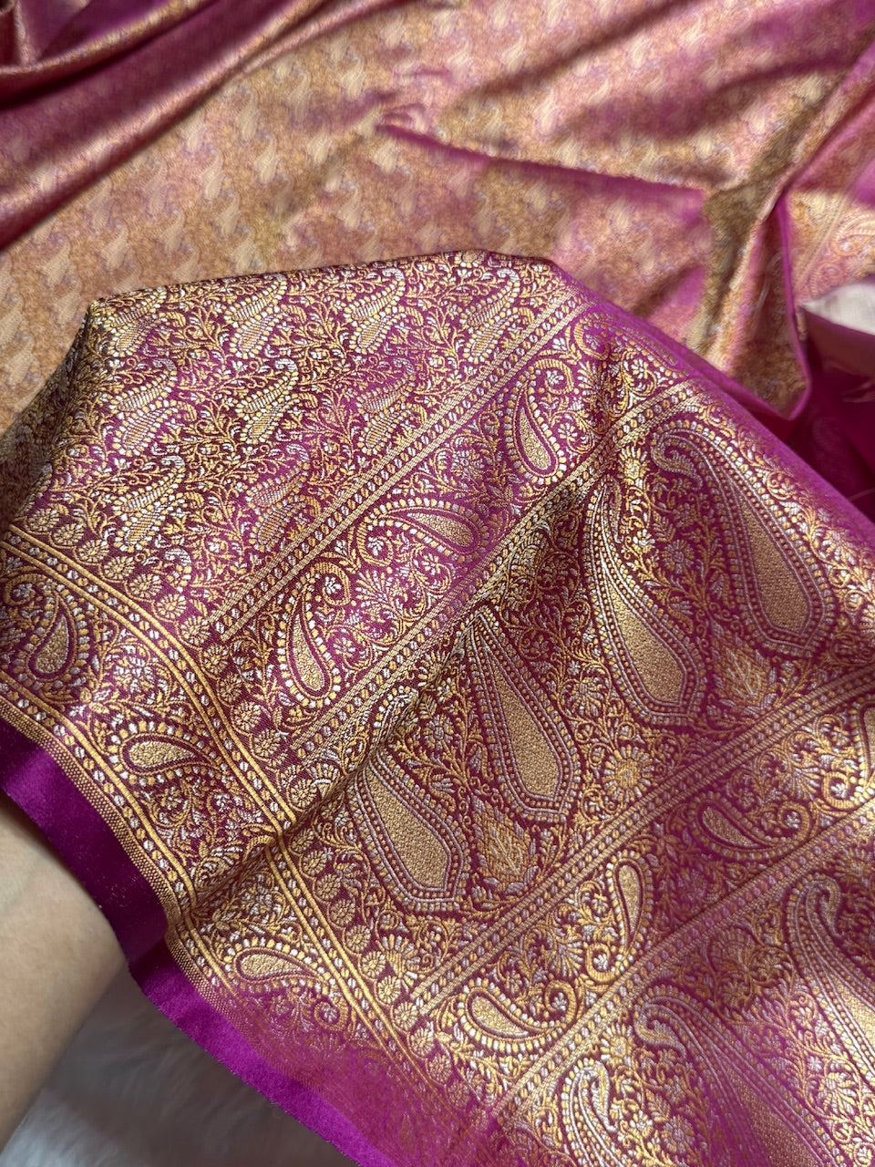 Dark Rani Jamawar Tanchoi Katan Silk Saree SKTM-09