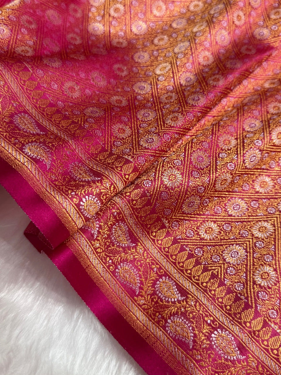 Rani Jamawar Tanchoi Katan Silk Saree SKTM-12
