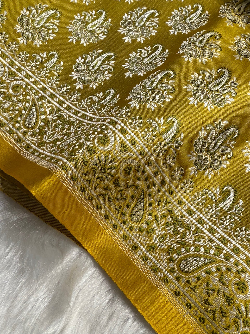Neon Gold Jamawar Tanchoi Katan Silk Saree SKTM-13