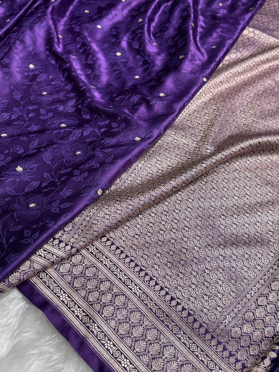 Banarasi Purple Floral Booti Mashru Silk Saree