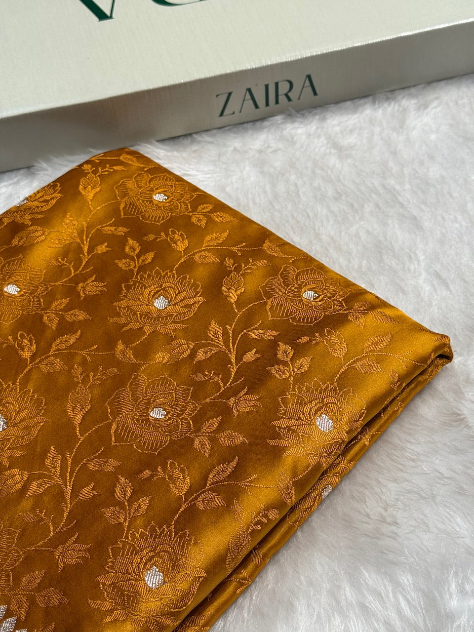 Banarasi Mustard Tanchoi Floral Booti Mashru Silk Saree