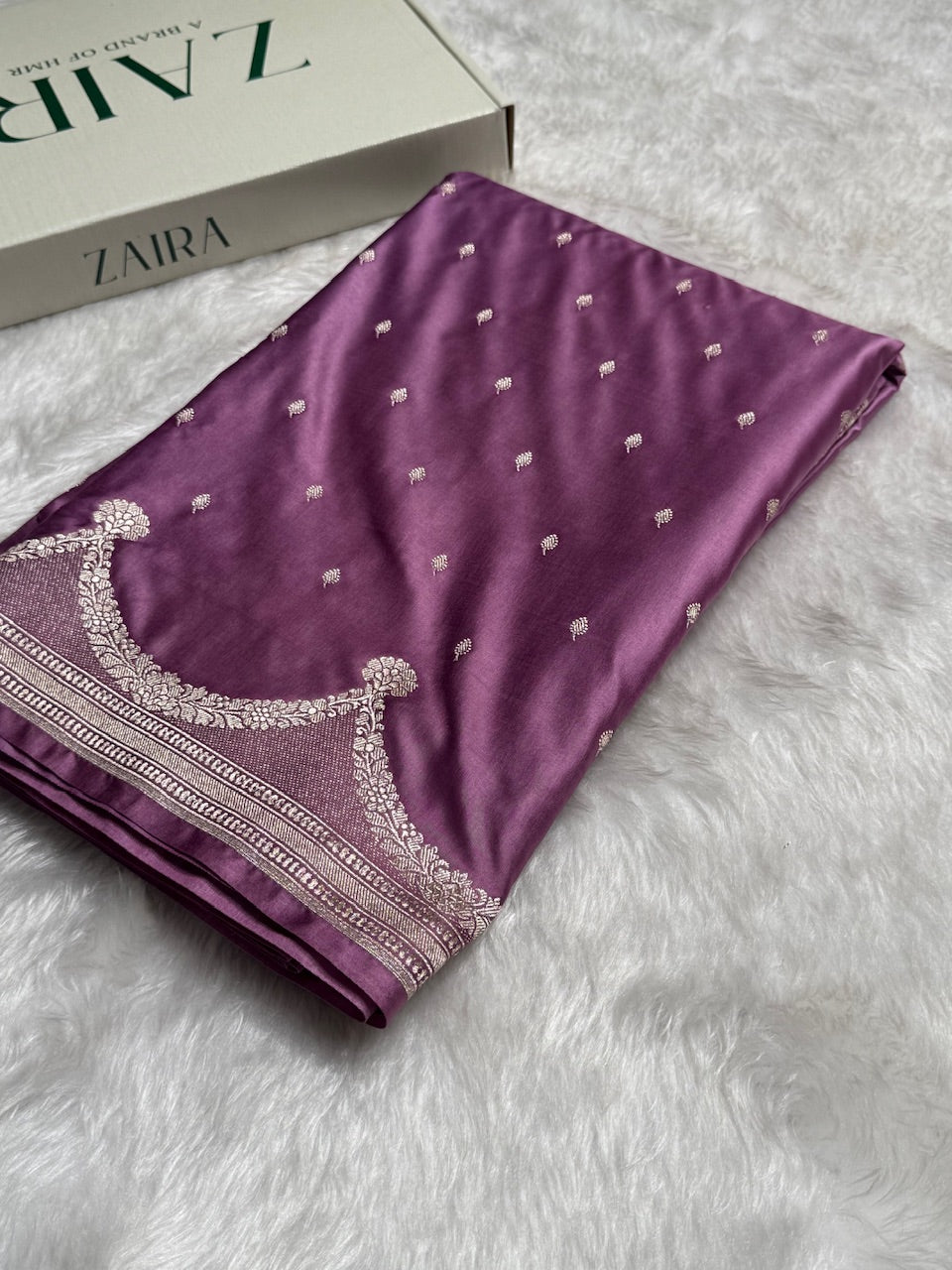 Dusty Lavender Shades Scallop Booti Mashru Silk Saree