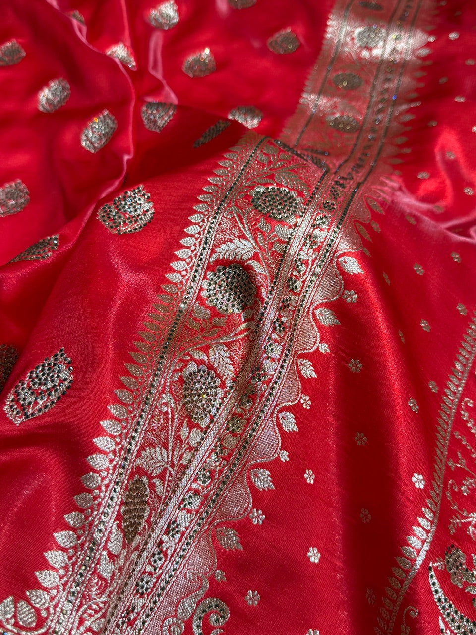 Bridal Red Booti with stone work