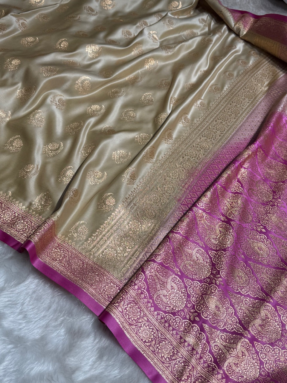 Tusser with Lavender Floral Boota Satin Katan Silk saree SK27