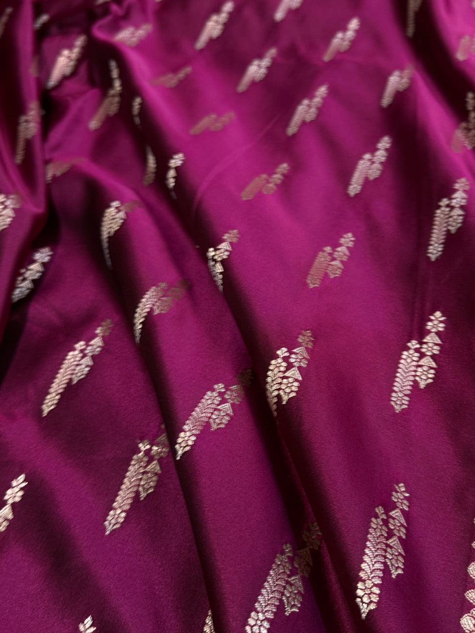 Dark Purple Booti Mashru Silk Banarasi Saree