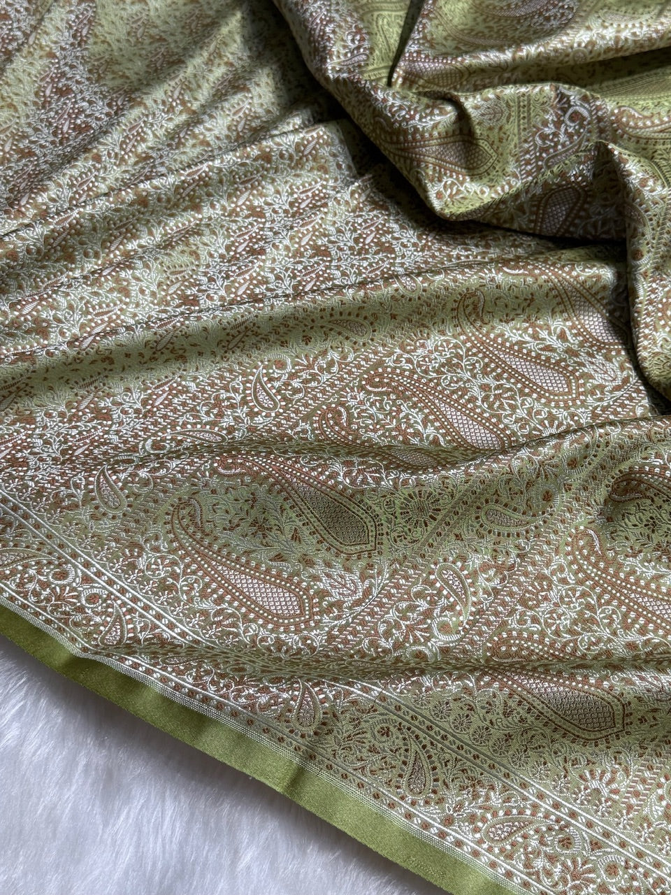 Mehandi Jamawar Tanchoi Katan Silk Saree SKTM-09