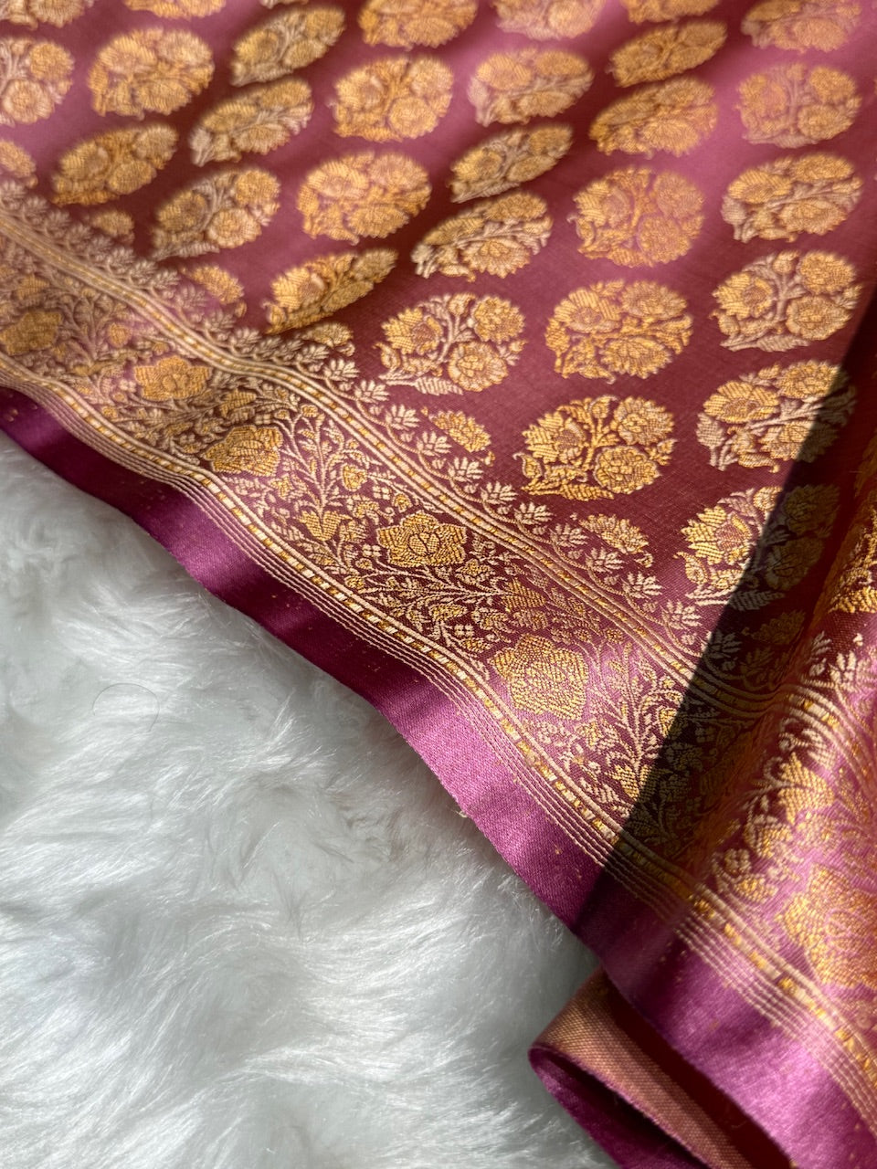 Dusty Pink Jamawar Tanchoi Katan Silk Saree SKTM-10