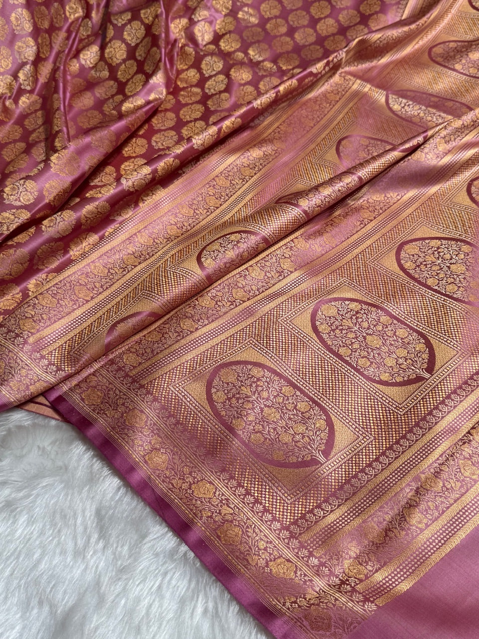 Dusty Pink Jamawar Tanchoi Katan Silk Saree SKTM-10