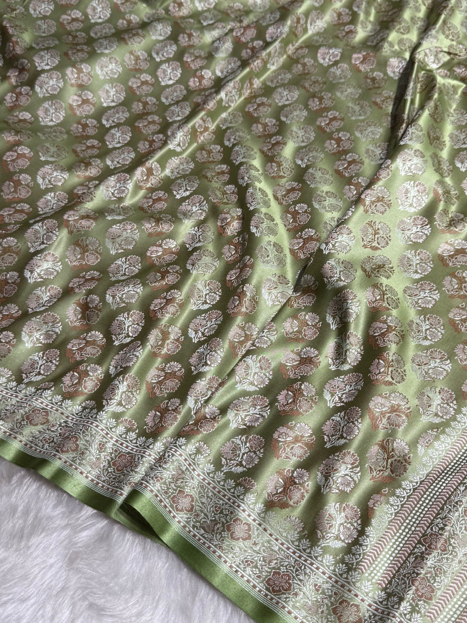 Pista Jamawar Tanchoi Katan Silk Saree SKTM-10
