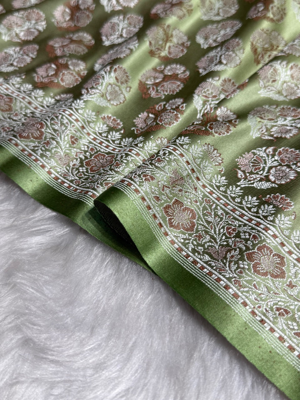 Pista Jamawar Tanchoi Katan Silk Saree SKTM-10