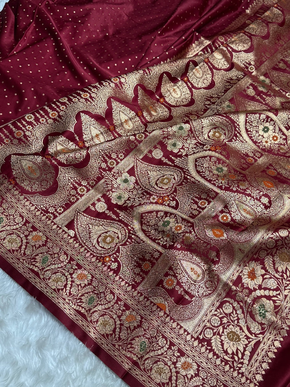 Maroon Banarasi Booti Katan Silk Saree
