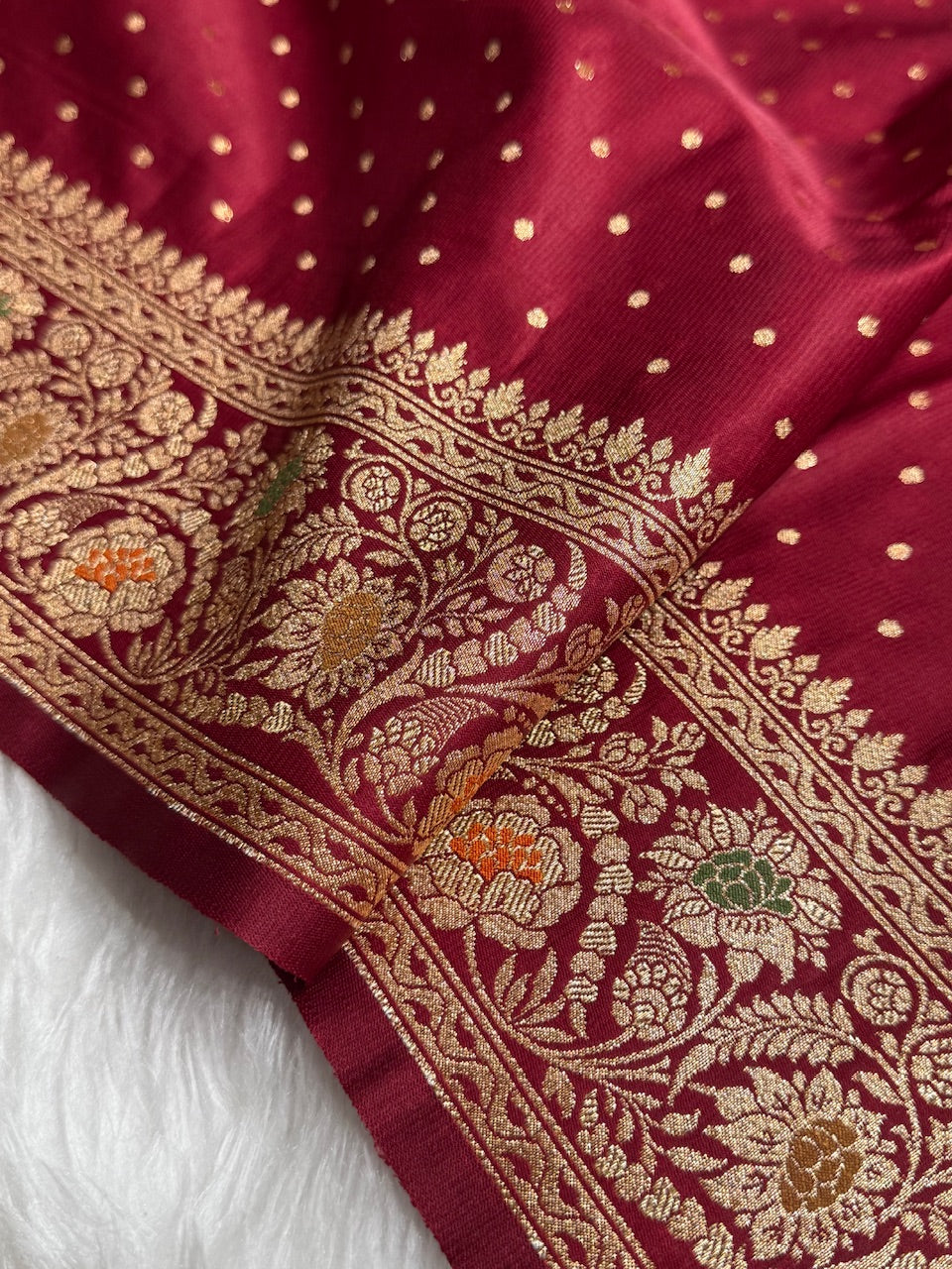 Maroon Banarasi Booti Katan Silk Saree