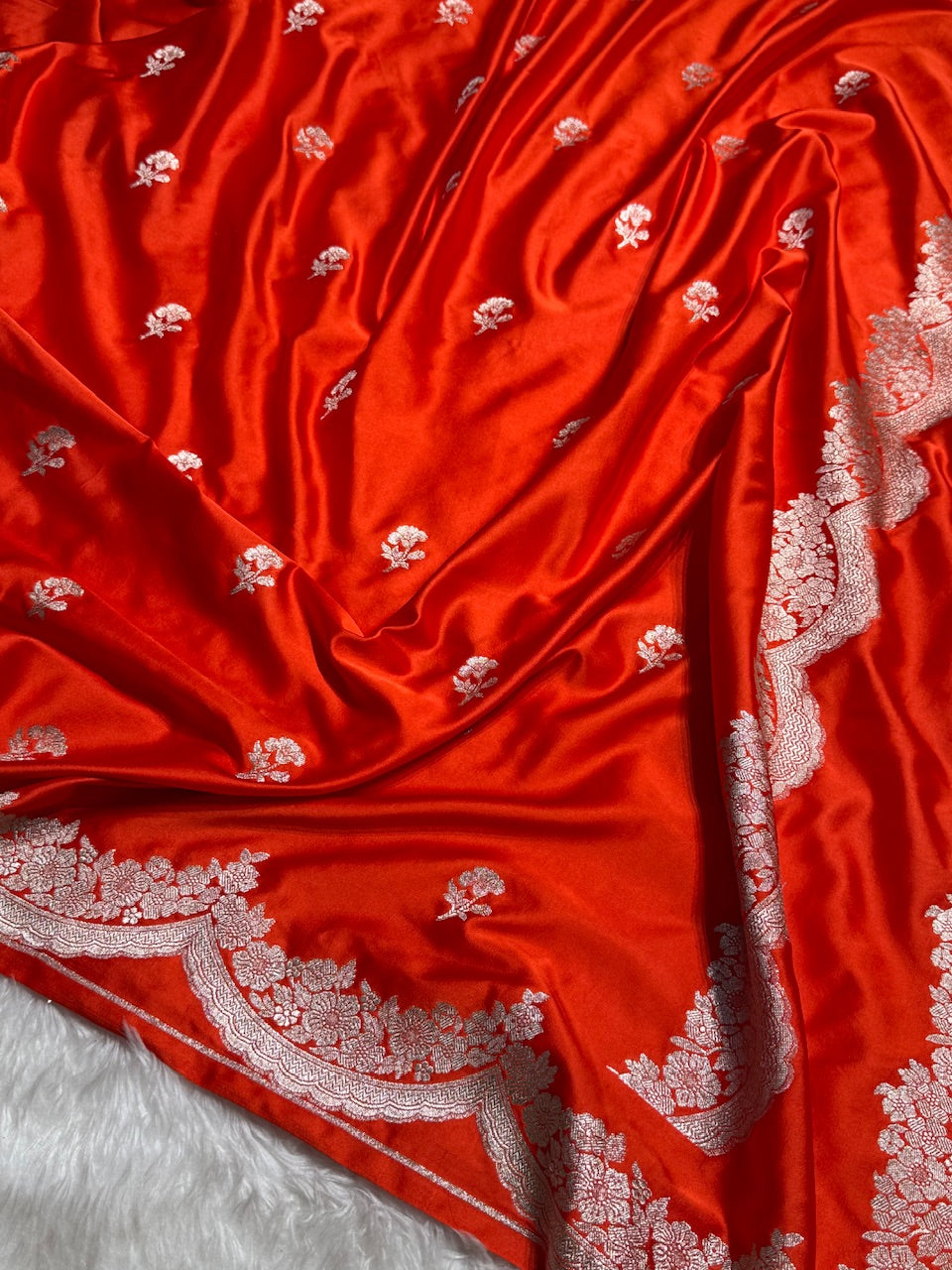 Scallop Orange Booti Mashru Silk Saree